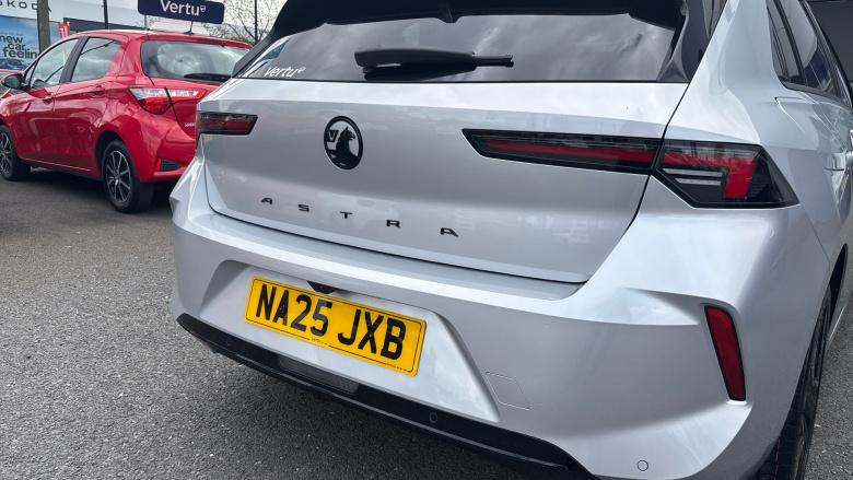 Vauxhall Astra 1.2 Turbo 130 GS 5dr Auto Petrol Hatchback